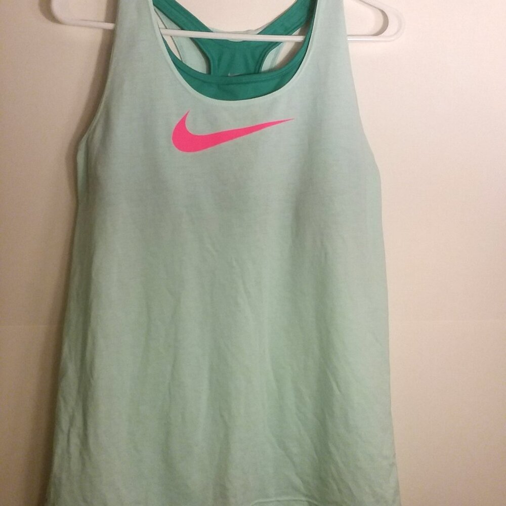 Nike workout tank